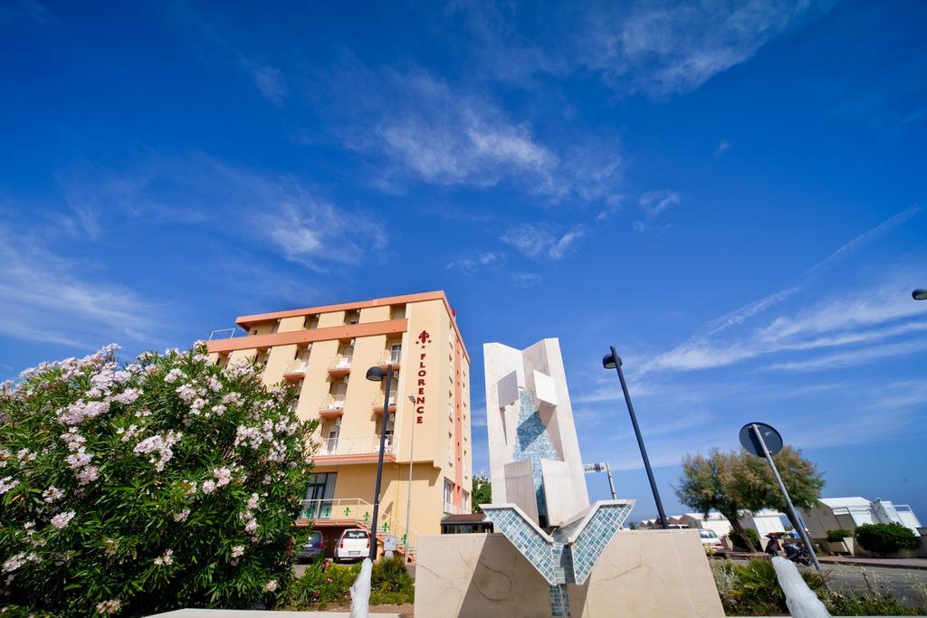 Hotel Florence Marotta Ngoại thất bức ảnh